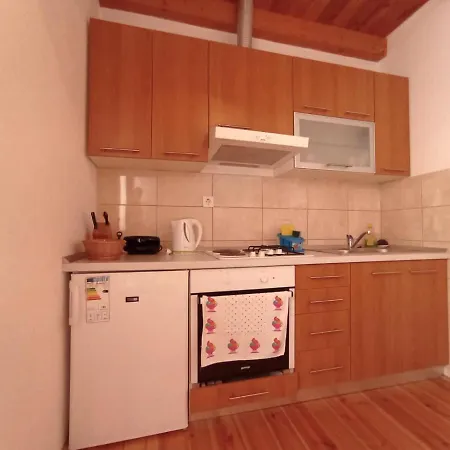 Ana Apartman *