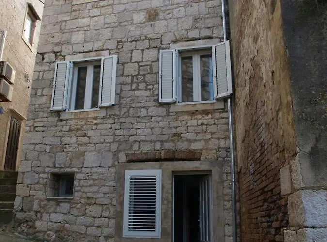 Ana Apartament